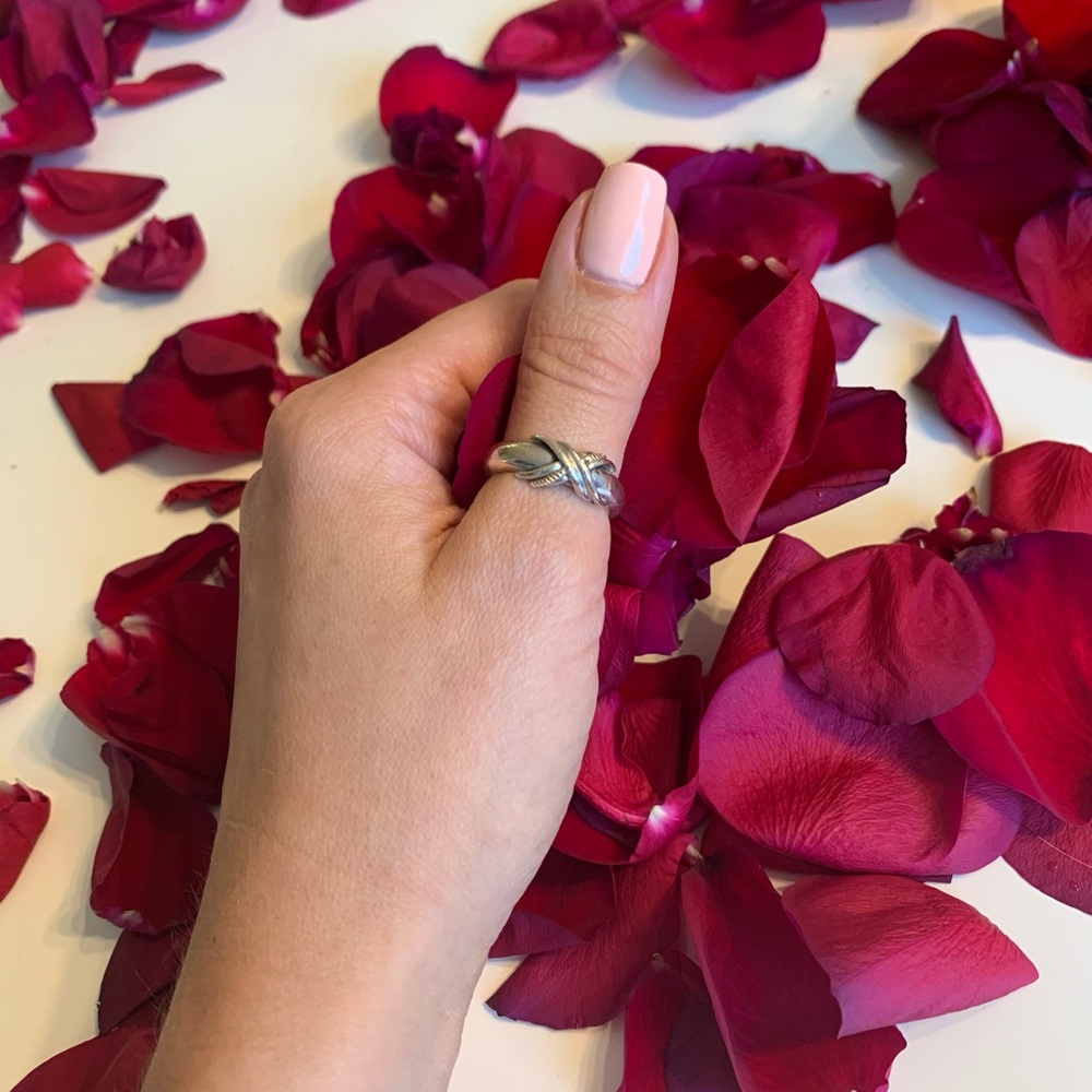 Silver ring - Picture 2 of 4